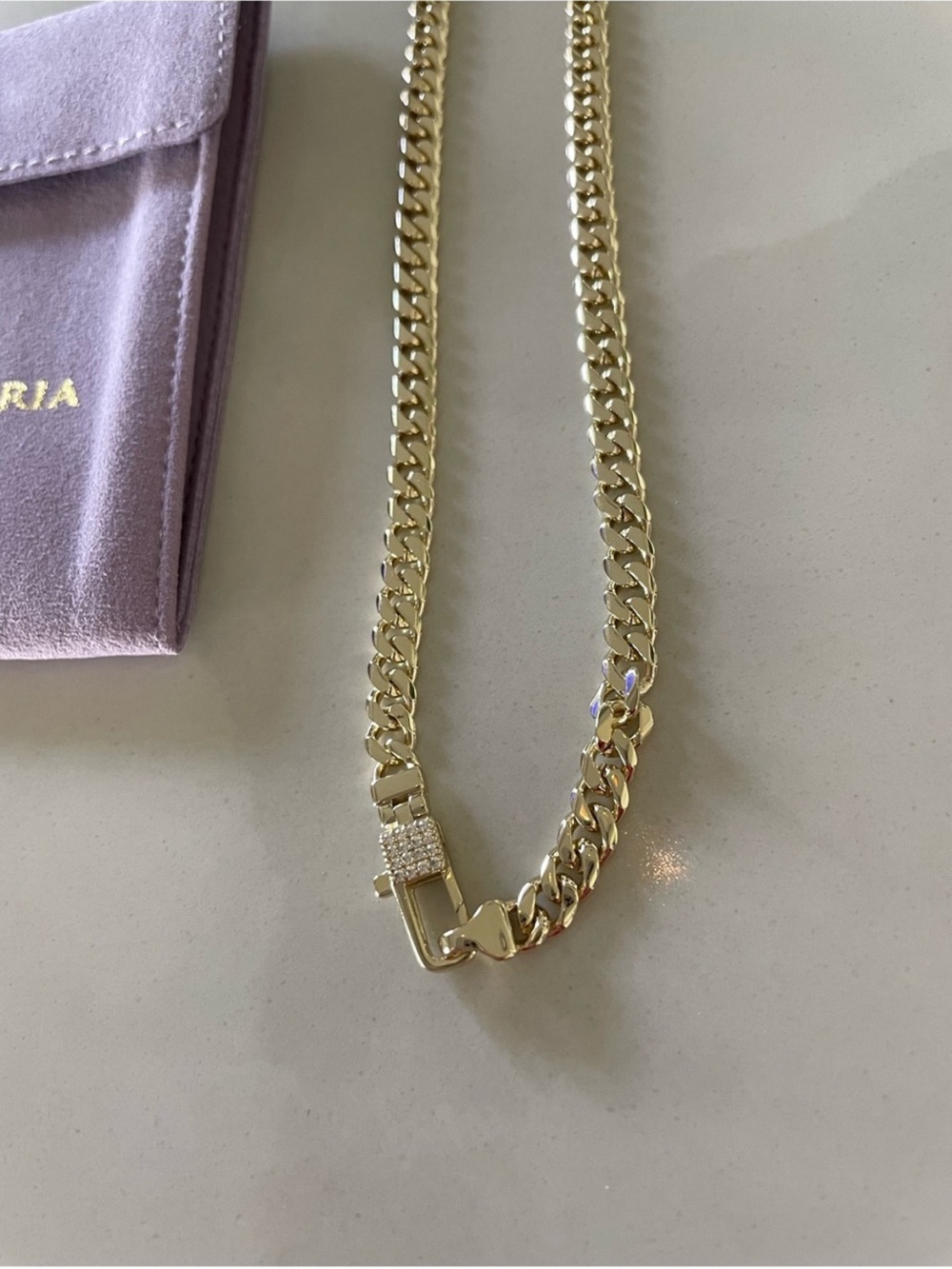 NWT Melinda Maria Gold “Julian Pavé Lock Necklace 5mm” - Picture 3 of 7